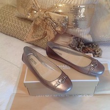Michael kors shoes (Hamilton -Fulton ) design. Pewter colour, charm flats 