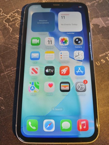 Apple iphone 64gb white - 11,