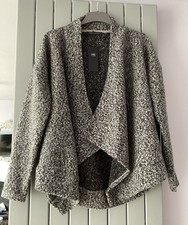 M & S Women’s Poncho, Size
