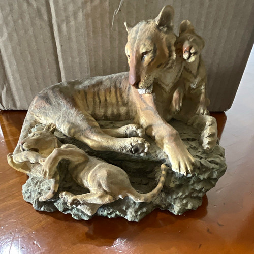 Hamilton collection tigress - hamilton,