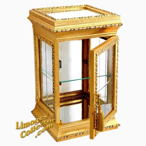 Italian gold square display - italian,