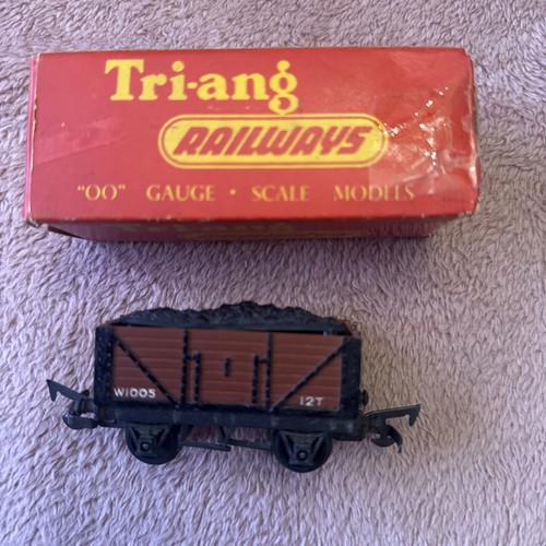 Triang coal truck w1005 - coal,