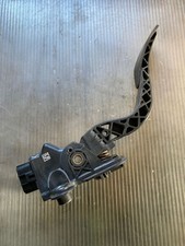 Breaking Mitsubishi Outlander 2008 Diesel accelerator throttle pedal MN101543 