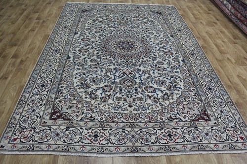 Fine nain rug wool - silk, 290