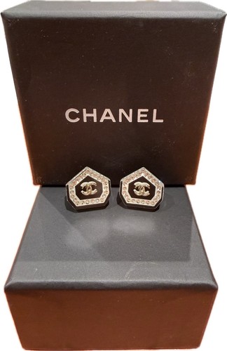 Authentic chanel black - authentic, resin