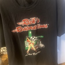 NWT- Gildan - Rick's