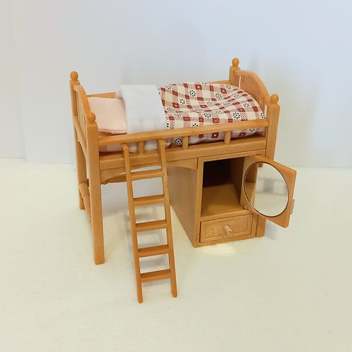 Sylvanian families children - sylvanian,