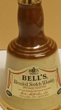  Wade pottery.  Bells Scotch Whisky bell shaped decanter bottle. 10 cm.  