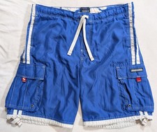 Abercrombie & Fitch Tugger