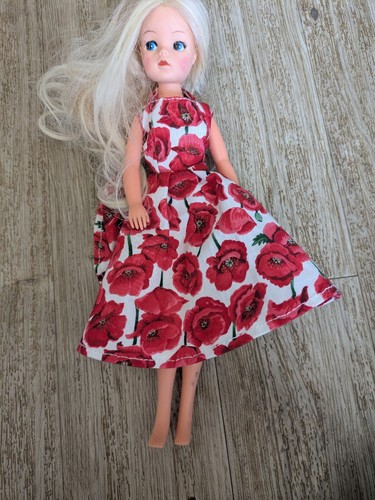 Sindy doll vintage 1970s - sindy,