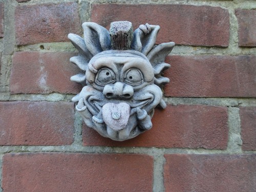 Gargoyle wall hanging - wall,