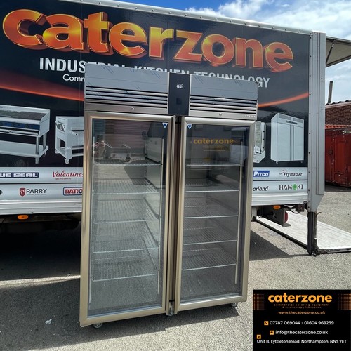 Foster door 1350ltr cabinet - 2,