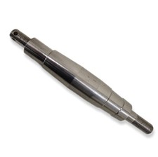 Triumph STAG ** STUB AXLE **