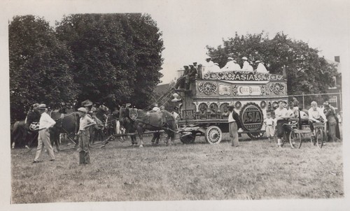 Cole bros circus 1936 - 1936, parade