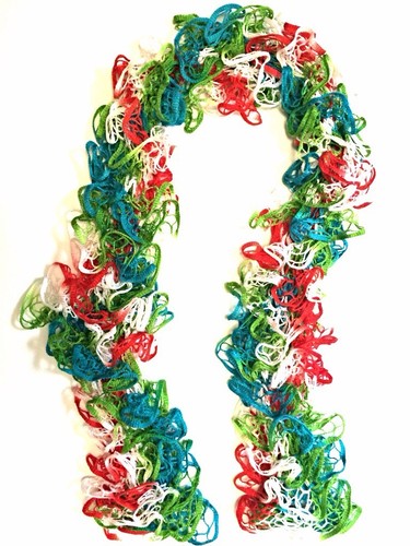 Handknitted rainbow ruffled - rainbow,