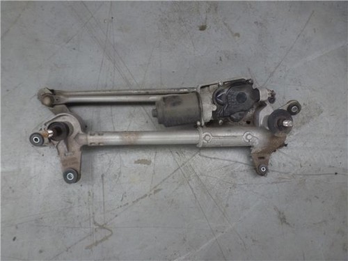 Front windscreen wiper motor - windscreen,