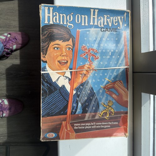 Hang harvey - hang,