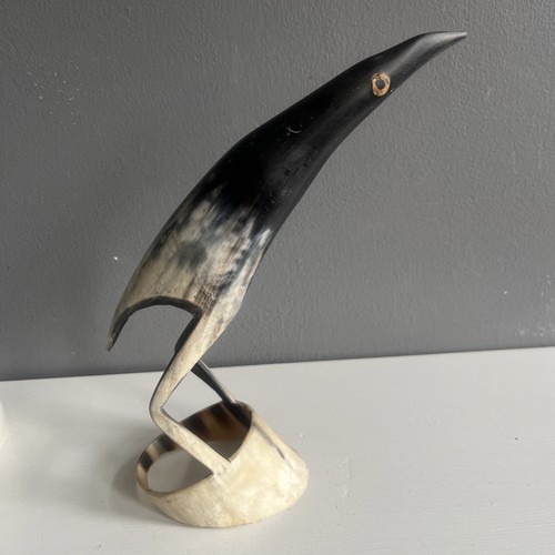 Beautiful vintage hand carved - beautiful,