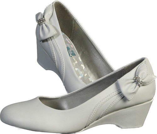 Girl holy communion - holy, shoes