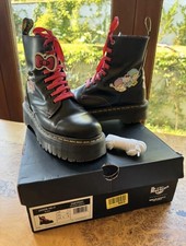 Dr Martens *RARE* Hello Kitty