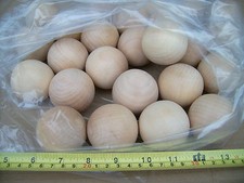 24x hardwood balls - 24x, turned