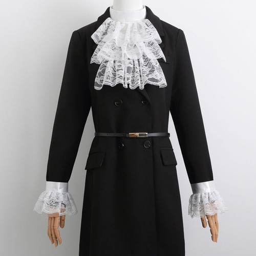 Lace jabot and cuffs - jabot, set