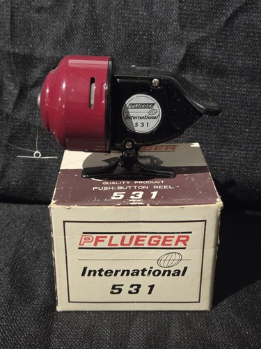 Vintage fishing reel pflueger - fishing,