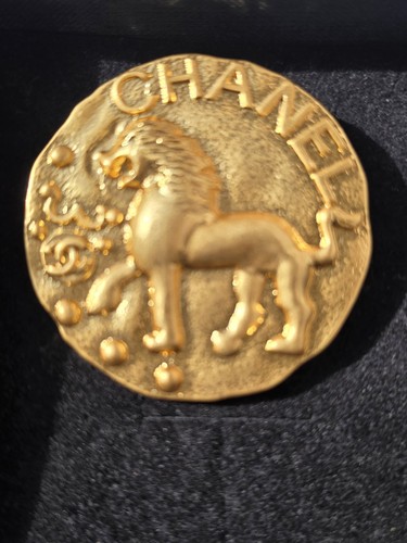 Chanel vintage gold - vintage,