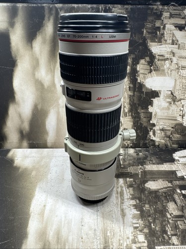 Canon zoom lens 200mm f - lens, 70-200mm