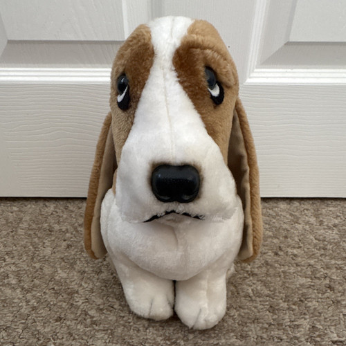 Vintage hush puppies - puppies, basset
