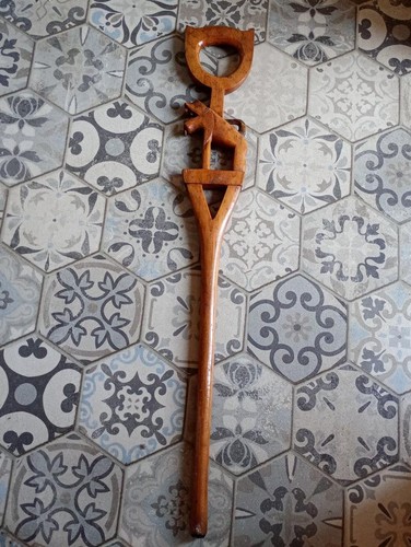 Beautiful wooden early mid - beautiful,