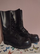 Underground England Black