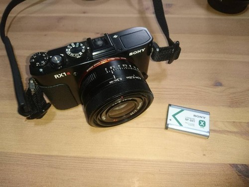Sony rx1r camera body - sony,