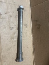 SUZUKI GSXR SWINGARM MOUNTING