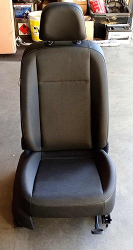 Seat right front vw caddy - front,