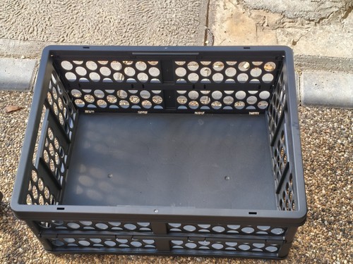 Mercedes benz foldable cargo - mercedes-benz,