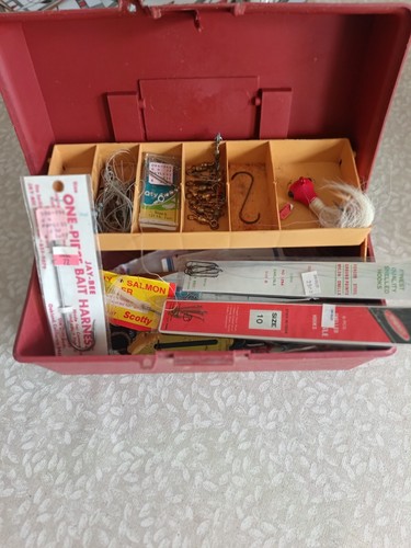 Fishing tackle joblot include - fishing,