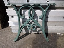 RECLAIMED VINTAGE CAST IRON SCROLL DESIGN GARDEN TABLE ENDS