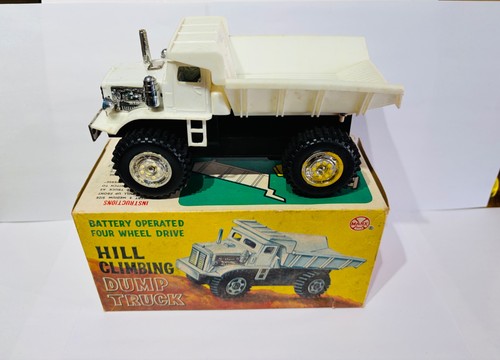 Marx toys hill - hill, climbing