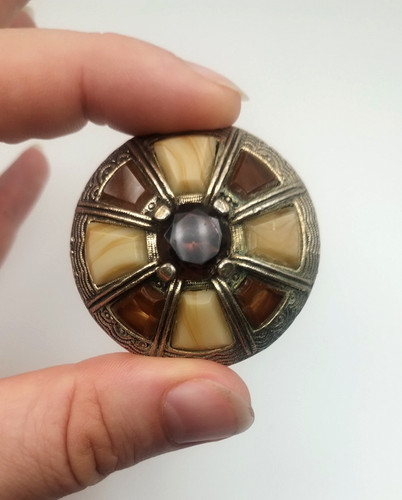 Vintage miracle brooch brown - vintage,