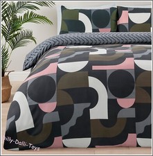 Abstract Circle Geo Pattern