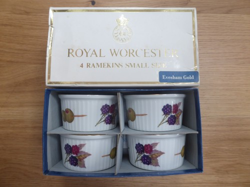 Vintage set small royal - small,