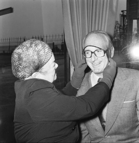 Violet carson aka ena sharples - carson,