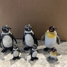 AAA Penguin Collection Including Emperor & Humbolot With Chicks