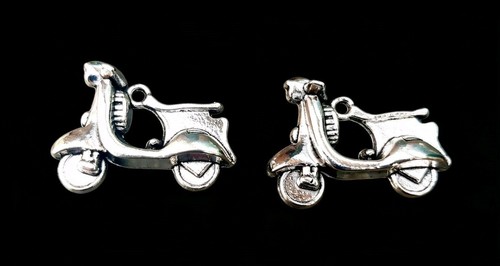Scooter charms silver tone - scooter,