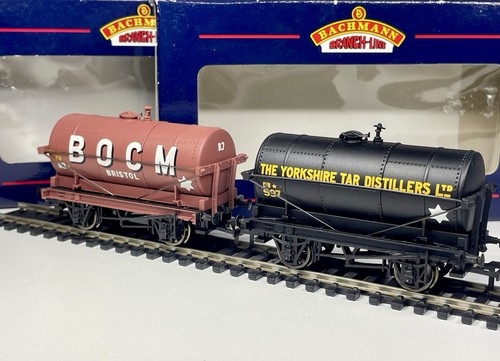 Bachmann 14t tank wagons - 2x,