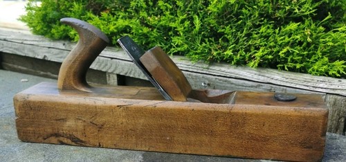 Antique vintage carpenter - vintage,