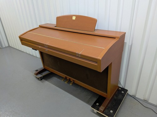 Yamaha clavinova cvp 305 - yamaha, in