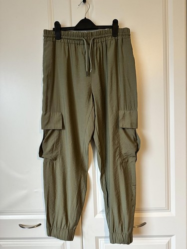 Zara olive green cargo - zara,
