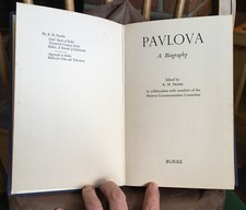 PAVLOVA, Anna  / An